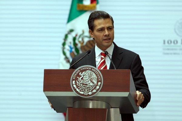 Cien días; las bolas del engrudo