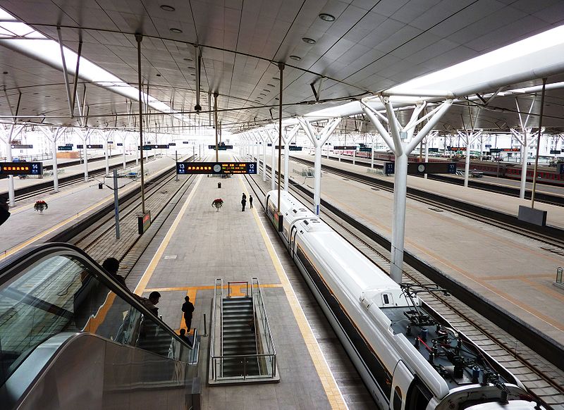 El titular de la SCT visita la estación de trenes de Tianjin