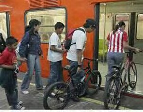 Horario de día festivo el lunes 3 de febrero en el Metro