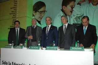 Destaca Jefe de Gobierno la buena relación con su similar Federal, que da buenos resultados