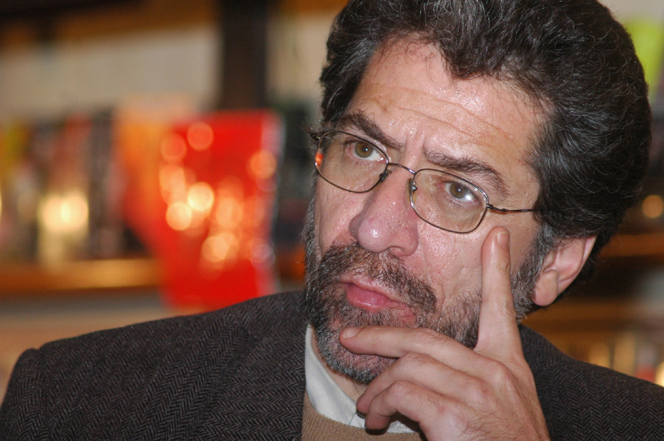Política, desarrollo y literatura
