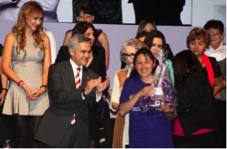 Las mujeres de la Ciudad de México son la representación plena del esfuerzo, la eficiencia y la representación más pura del amor