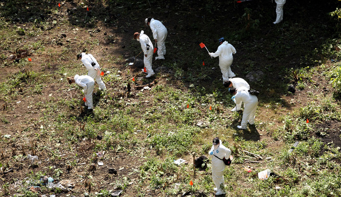 Incendios, becas, investigaciones y pericias