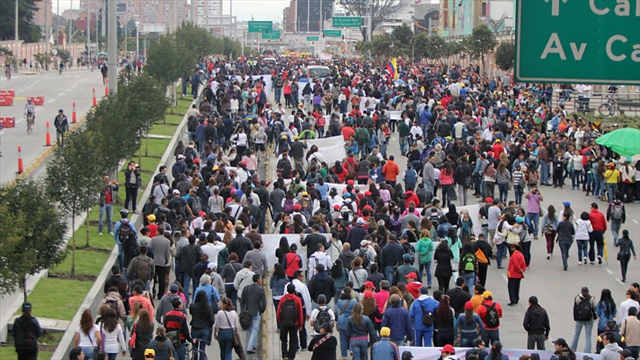 Pongamos “P”; profesores protestantes.