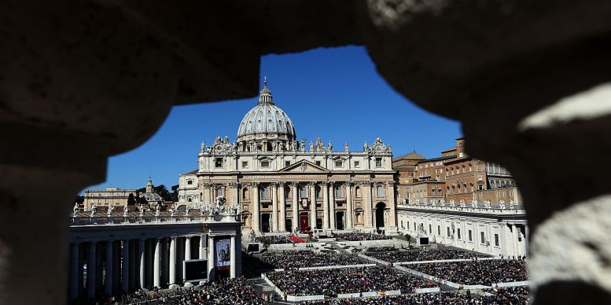 El Vaticano ceniciento