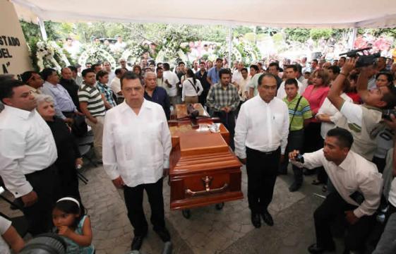 Belisario y Gonzalo, golpe al mito