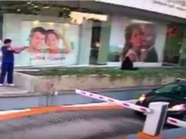 El consulado maldito