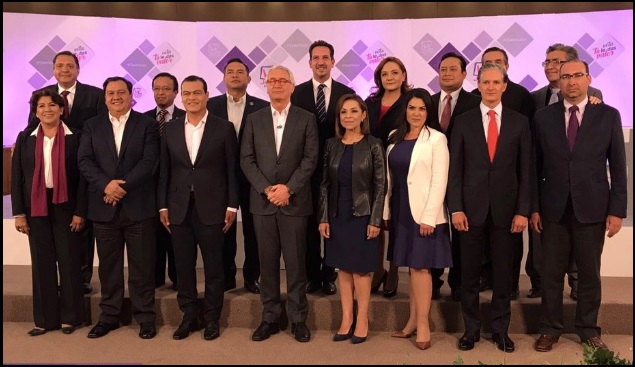 Morena ordeña la ordeña