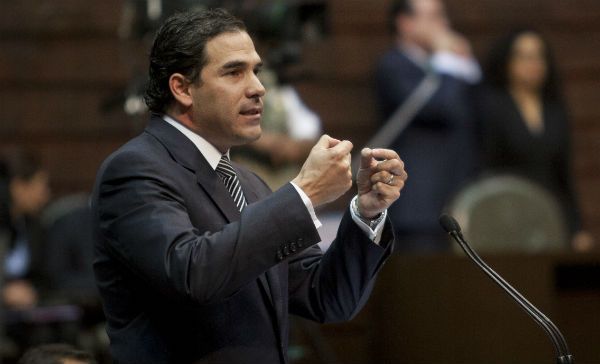 Estamos listos para acompañar al ejecutivo en la negociación del TLC: Pablo Escudero