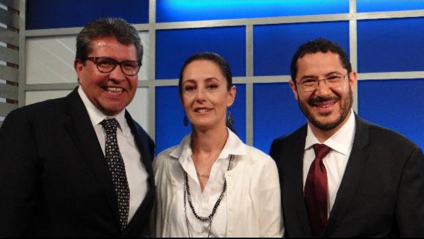 La doctora y Avelina Landín