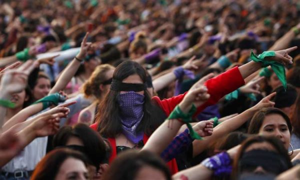 La eterna búsqueda femenina