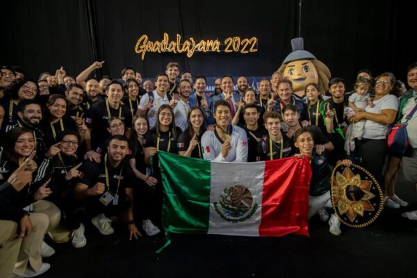 Aquí sí hay campeones: hacen historia en Campeonato de Taekwondo