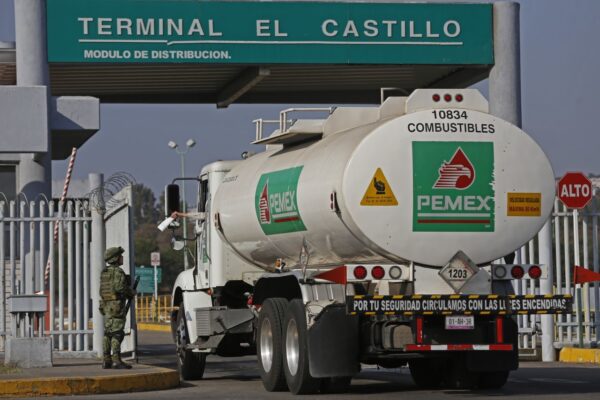 Pemex pide ayuda al Gobierno Federal para amortizar su deuda