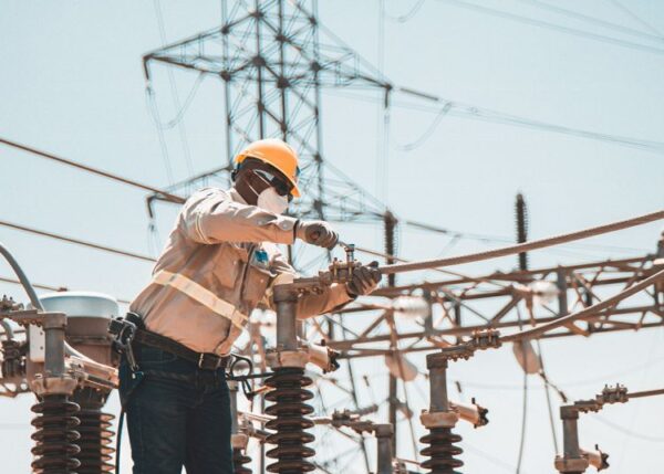 Necesario, regresar al Horario de Verano para evitar la saturación en la distribución de electricidad