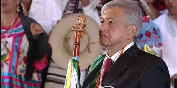 El bastón de mando, otro mito genial