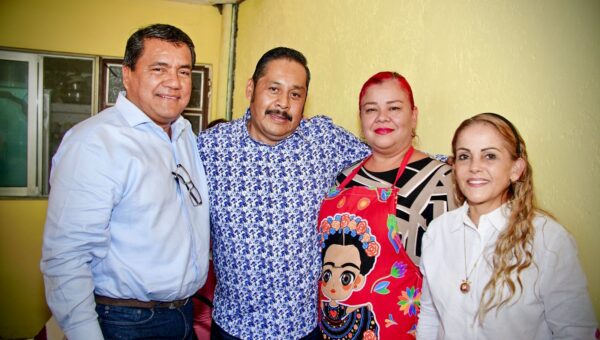 Precandidato poblano Huerta visita Tepeaca