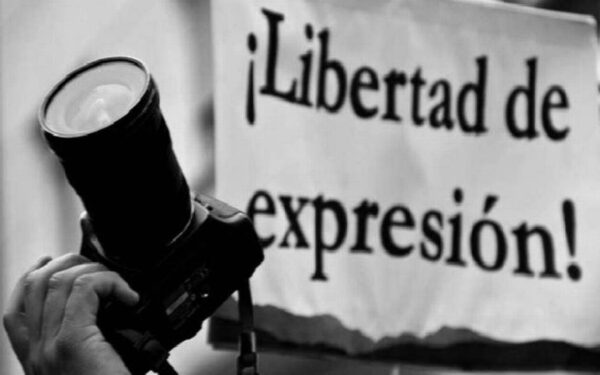 El falso culto al periodismo