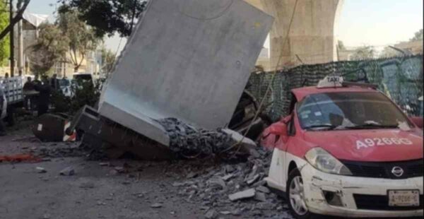 ¡Susto! Se desploma trabe de concreto del Tren Interurbano en Observatorio