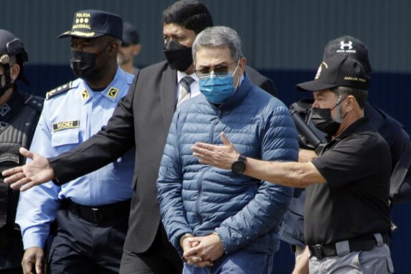 Tribunal de NY declara culpable de narcotráfico al expresidente de Honduras Juan Orlando Hernández
