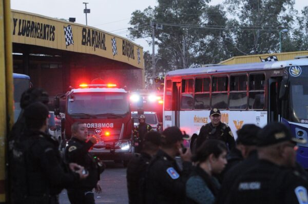 Se desploma helicóptero privado en la Alcaldía Coyoacán: Tres muertos