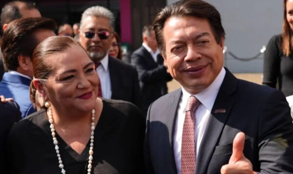 Los siervos oyen y obedecen